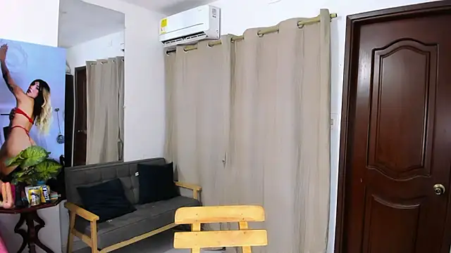 zou quira online show from February 2026 12:51:02 PM