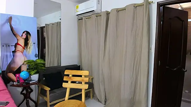 zou quira online show from February 2026 01:16:02 PM