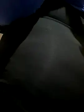 Cuckold-masters-dog online show from October 2025 12:21:02 AM