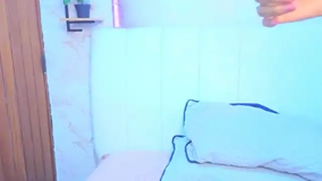 VioletxBloom online show from November 2025 08:12:01 PM