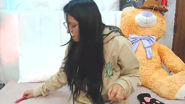 VioletxBloom online show from October 2025 07:33:01 PM