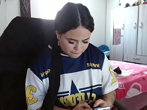 selena rose      online show from March 2026 05:51:02 PM