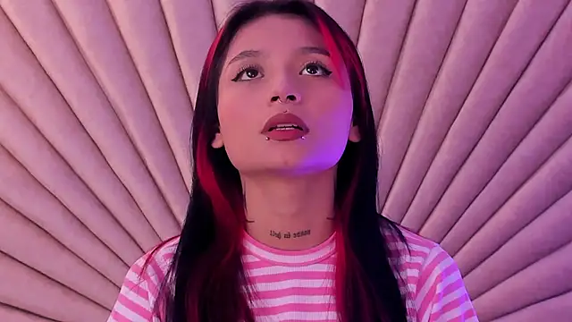 EmaDuff online show from September 2025 11:27:02 AM