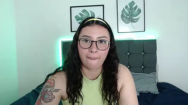 nicolee 8 online show from September 2025 02:18:02 AM