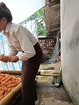 Snapshot of sulove_xx chatting on July 2026 03:37:01 AM sulove xx online show from July 2026 03:37:01 AM