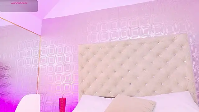 Samanta Isel online show from February 2026 03:12:02 AM