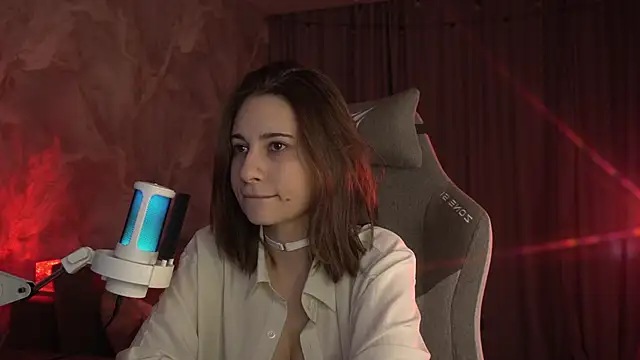 LumeNova online show from February 2026 12:55:02 AM