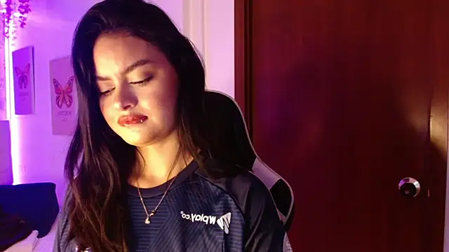 Sofia Tanaka online show from September 2025 12:25:02 PM