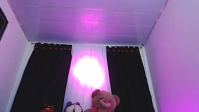 valerii fox 69 online show from May 2026 04:16:01 AM