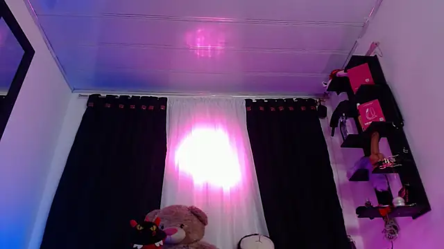 valerii fox 69 online show from June 2026 05:34:01 AM