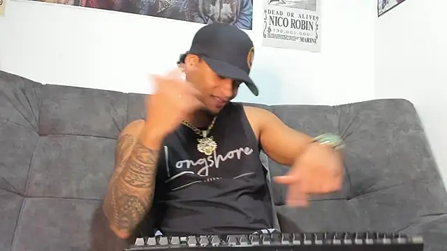  MACCARTHY TAYLOR online show from October 2025 12:32:02 AM