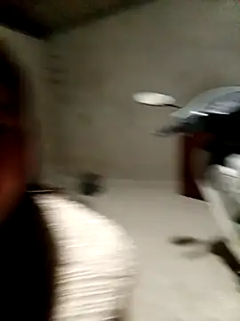 quynhkoolbae online show from November 2025 12:49:01 PM