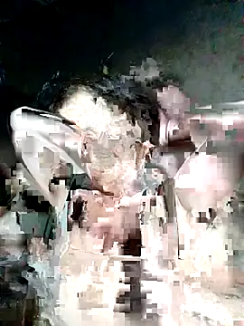 quynhkoolbae online show from November 2025 01:22:01 AM