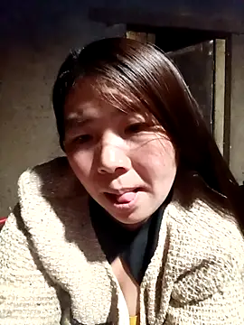 quynhkoolbae online show from February 2026 12:38:02 PM