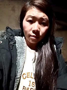 quynhkoolbae online show from December 2025 10:37:01 PM