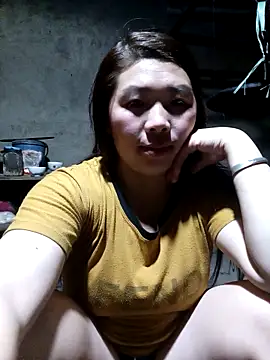 quynhkoolbae online show from November 2025 12:42:02 PM