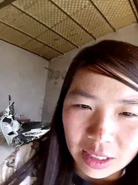 quynhkoolbae online show from December 2025 02:23:01 AM