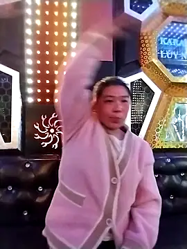 quynhkoolbae online show from March 2026 02:18:02 PM