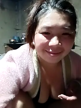 quynhkoolbae online show from May 2026 01:23:01 PM