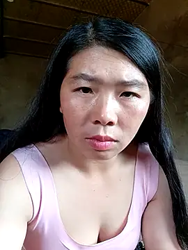 quynhkoolbae online show from October 2025 01:40:01 AM
