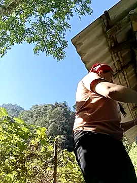 quynhkoolbae online show from November 2025 03:18:02 AM