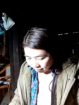 quynhkoolbae online show from November 2025 01:43:02 AM