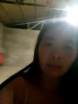 quynhkoolbae online show from November 2025 01:39:02 PM