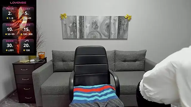 Betty Jone online show from April 2026 06:43:01 AM