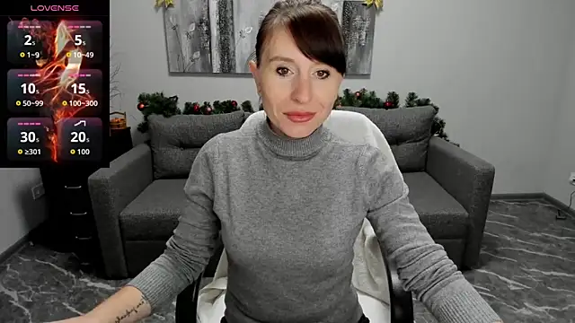 Betty Jone online show from December 2025 06:56:02 AM