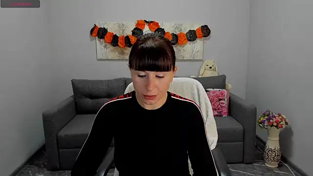 Betty Jone online show from November 2025 06:30:02 AM