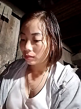 Annaacutee online show from November 2025 10:47:02 PM