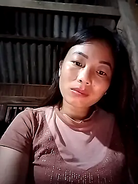 Snapshot of Annaacutee chatting on October 2025 10:35:01 PM Annaacutee online show from October 2025 10:35:01 PM