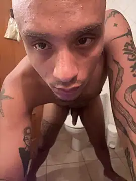 IskanderDemian online show from October 2025 08:44:02 PM