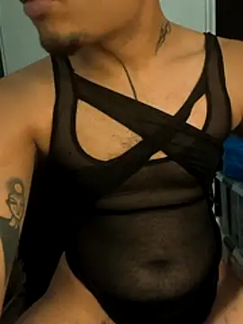 IskanderDemian online show from February 2026 07:02:02 PM