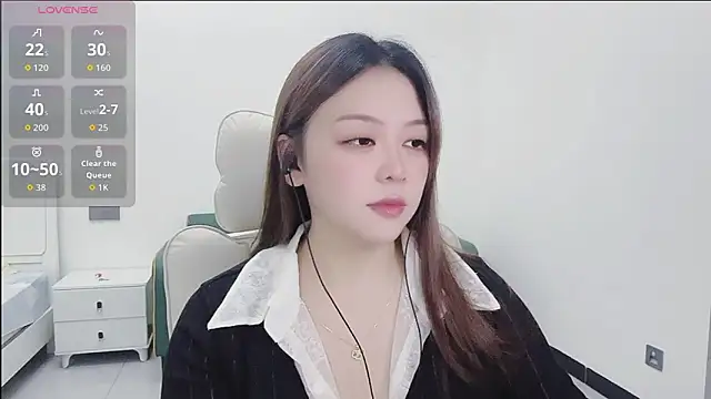 Lcey 66 online show from October 2025 02:17:02 PM
