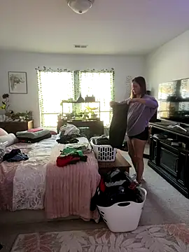 Milfy2017 online show from January 2026 06:01:01 PM