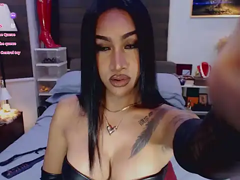 Snapshot of SeductiveVictoria chatting on June 2026 04:06:02 PM SeductiveVictoria online show from June 2026 04:06:02 PM