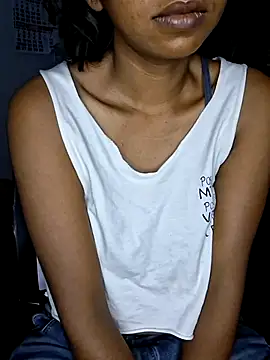 sunny sweet online show from June 2026 01:11:02 AM