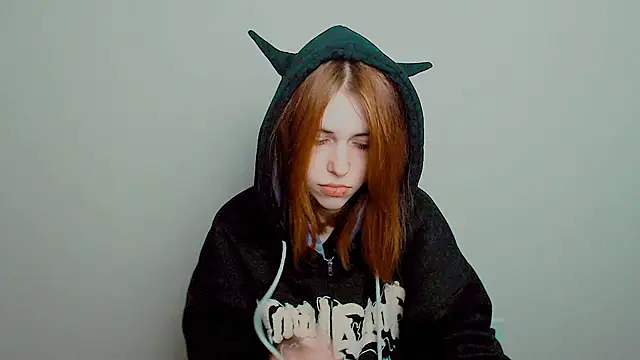 Snapshot of GuessMe___ chatting on November 2025 10:24:01 PM GuessMe online show from November 2025 10:24:01 PM