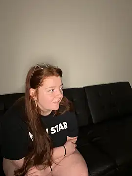 ScarlettSinner online show from October 2025 02:43:01 AM