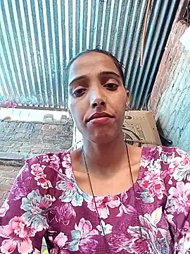 Snapshot of Pinki_thakur_1 chatting on November 2025 06:28:01 AM Pinki thakur 1 online show from November 2025 06:28:01 AM