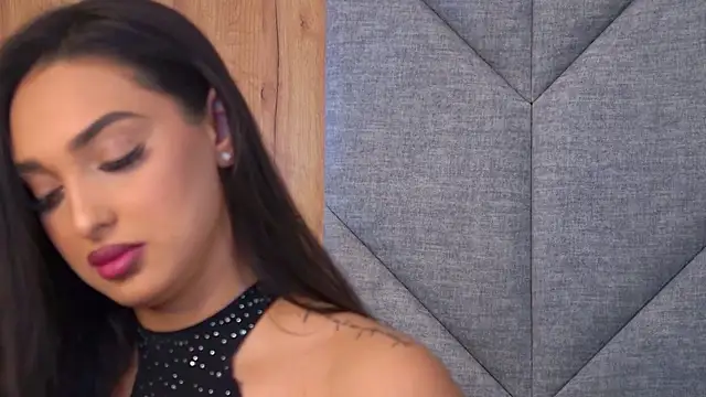 Kimberlymav online show from February 2026 05:18:02 AM