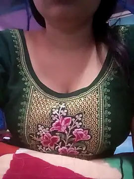 Snapshot of TINASONI chatting on October 2025 02:46:02 AM TINASONI online show from October 2025 02:46:02 AM