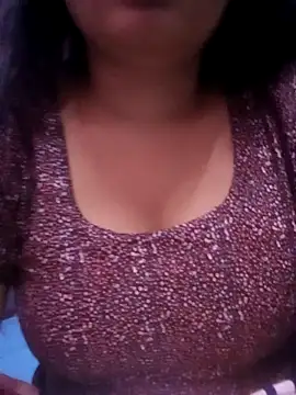 Snapshot of TINASONI chatting on September 2025 03:21:01 AM TINASONI online show from September 2025 03:21:01 AM