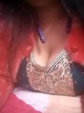 Snapshot of TINASONI chatting on February 2026 10:37:01 AM TINASONI online show from February 2026 10:37:01 AM