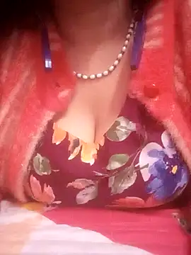 Snapshot of TINASONI chatting on February 2026 03:03:02 AM TINASONI online show from February 2026 03:03:02 AM