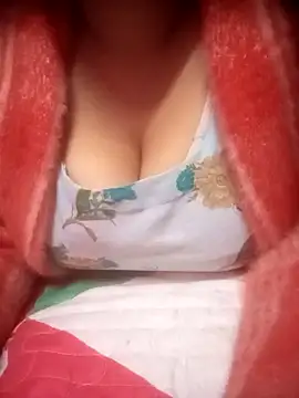 Snapshot of TINASONI chatting on January 2026 04:08:01 AM TINASONI online show from January 2026 04:08:01 AM