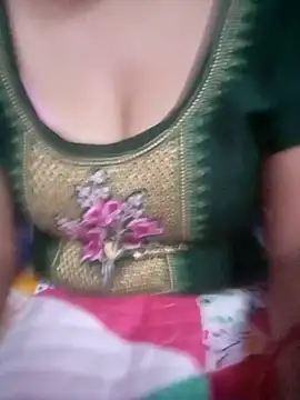 TINASONI online show from November 2025 03:06:01 PM