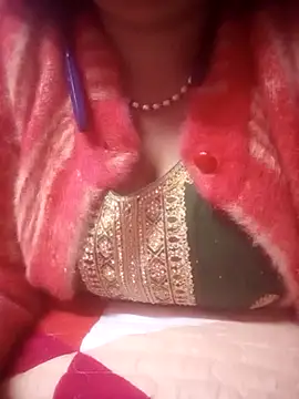 Snapshot of TINASONI chatting on February 2026 12:52:02 AM TINASONI online show from February 2026 12:52:02 AM