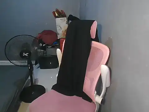 nanagrl online show from October 2025 08:15:02 AM